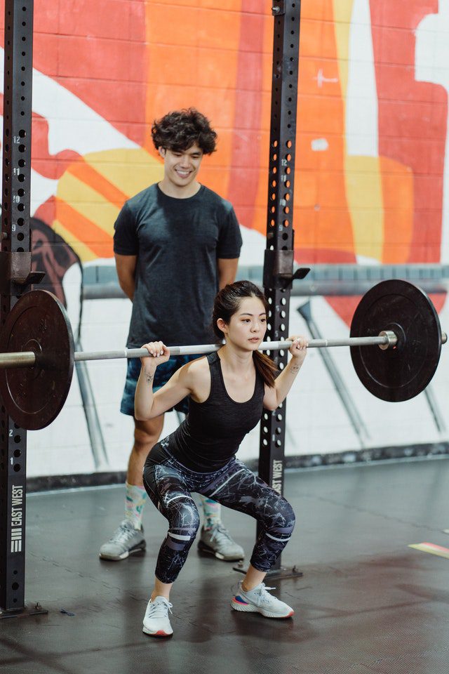 Does lifting weights make you shorter?