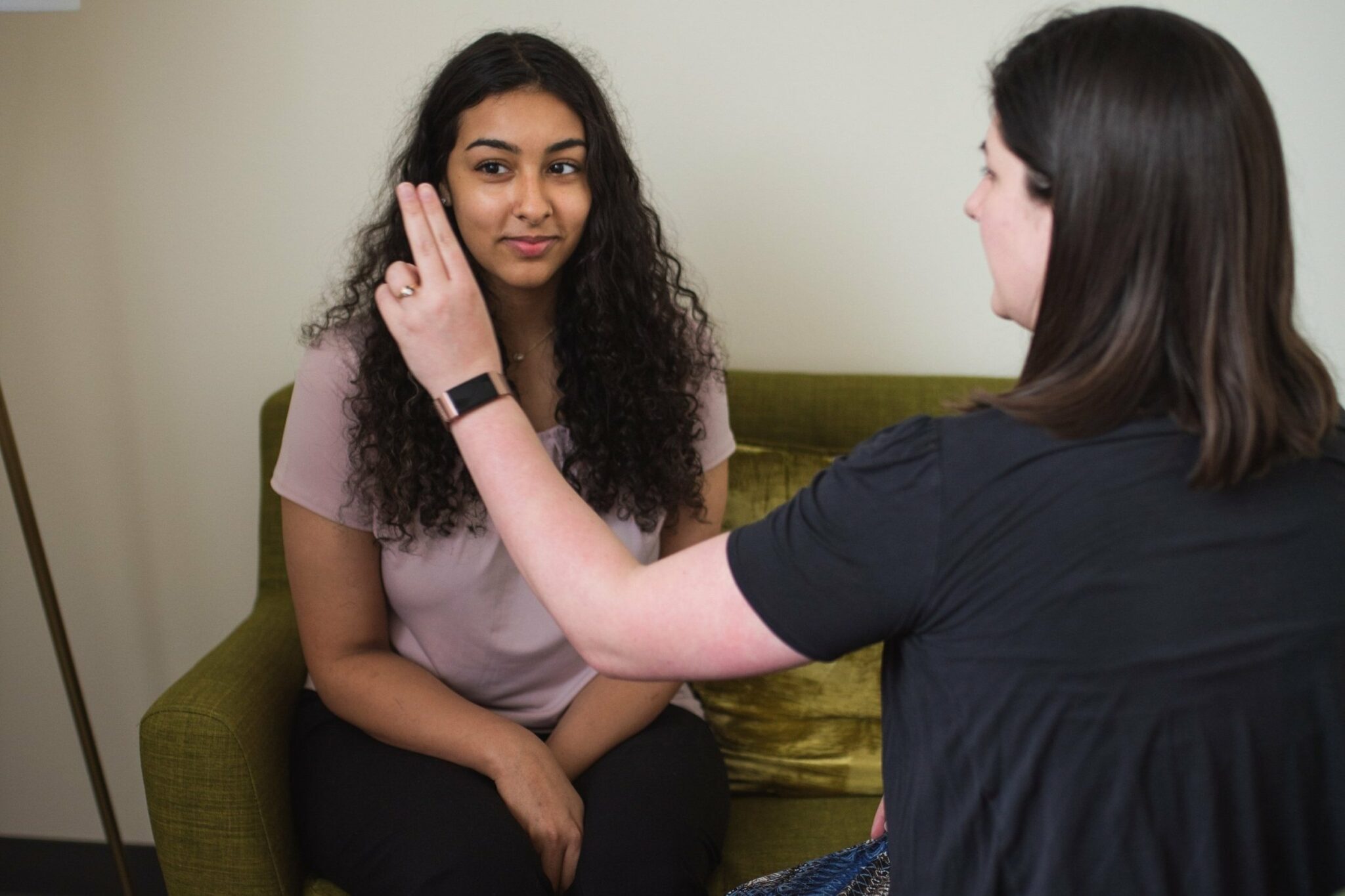 Finding the Right EMDR Therapist: A Comprehensive Guide to Trauma Healing